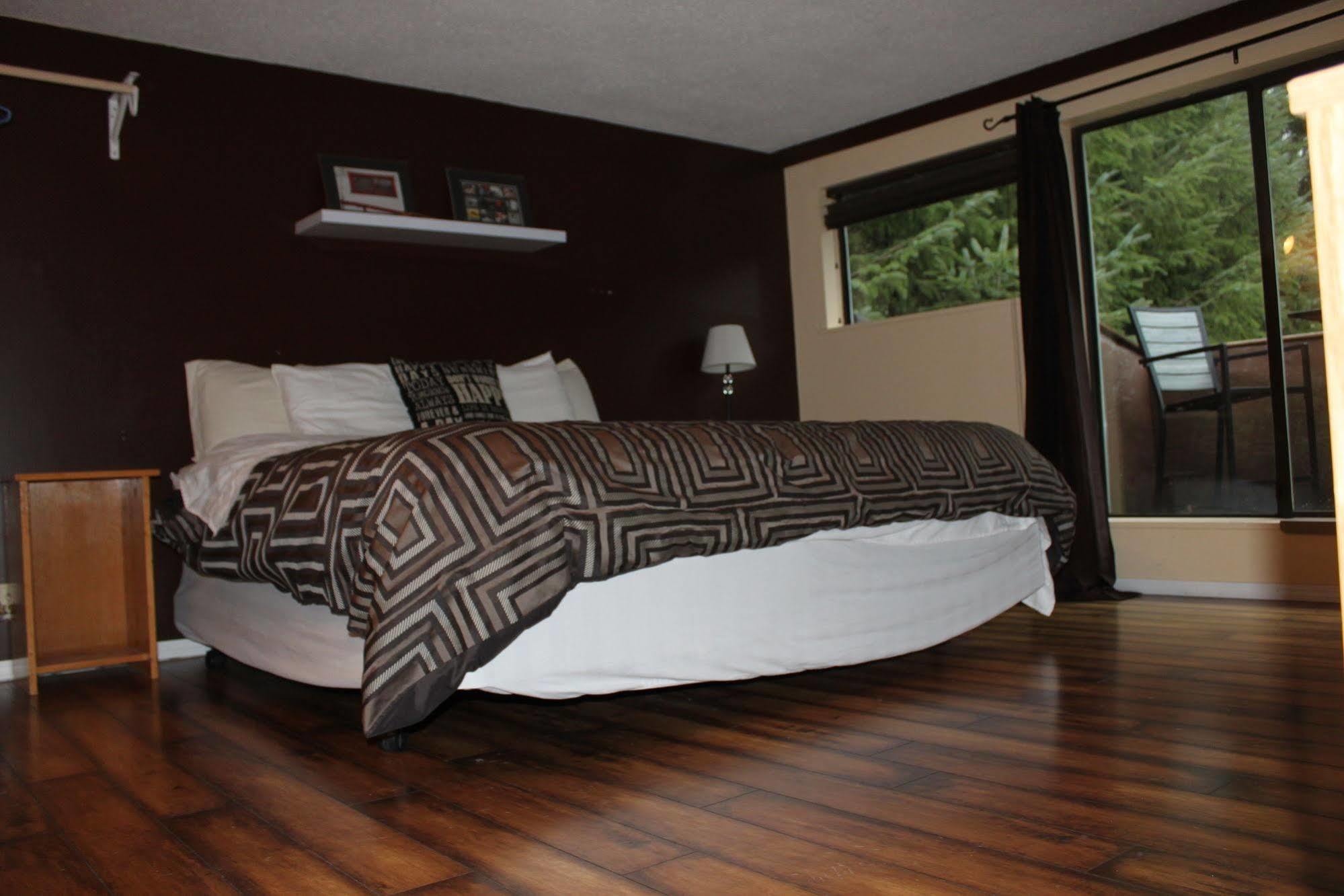 Tall Trees Bed & Breakfast Prince Rupert Exteriör bild